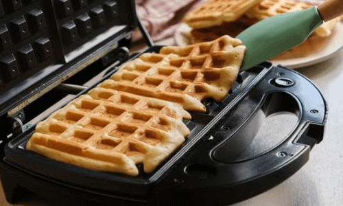 Waffle Iron with fresh Waffles